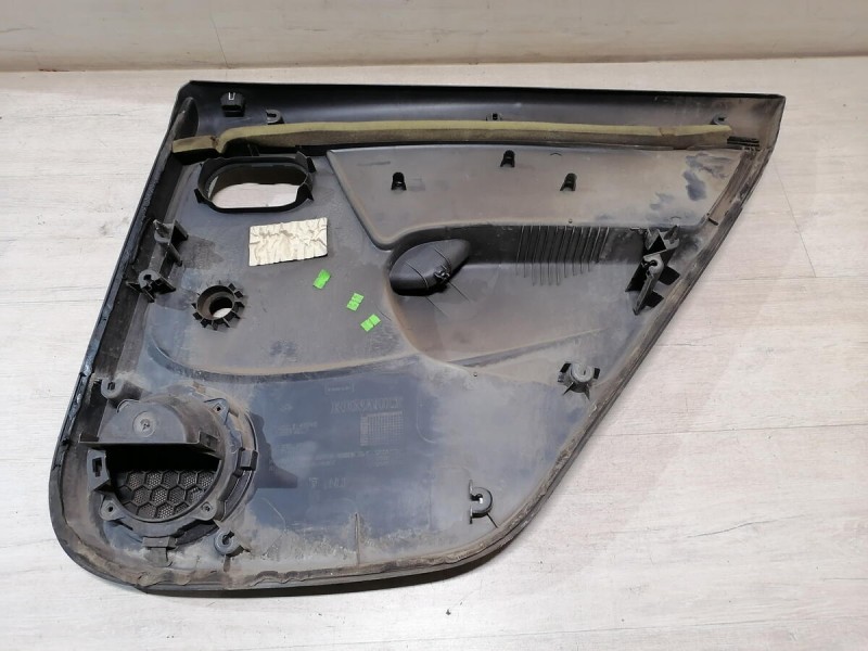 Sandero 1 обшивка двери задняя левая мех деф