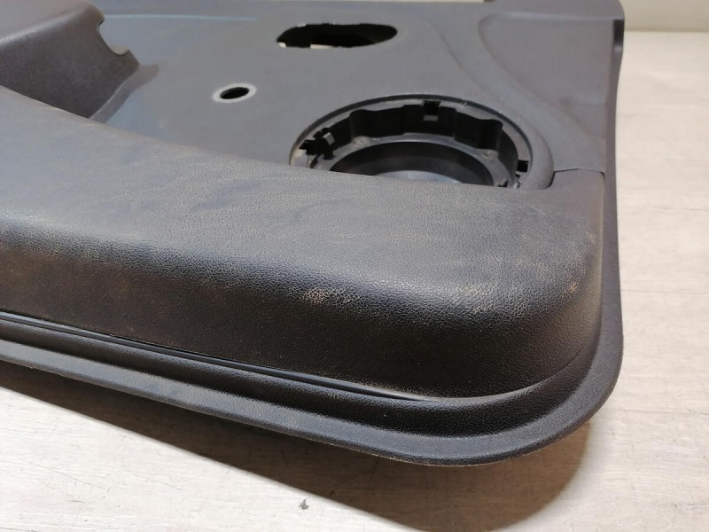 Sandero 1 обшивка двери передняя левая мех