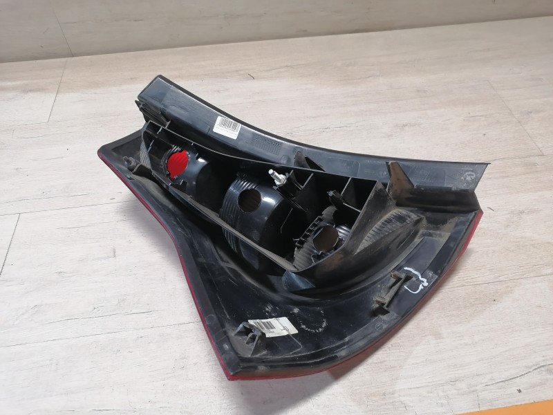 Sandero №10 фонарь правый деф