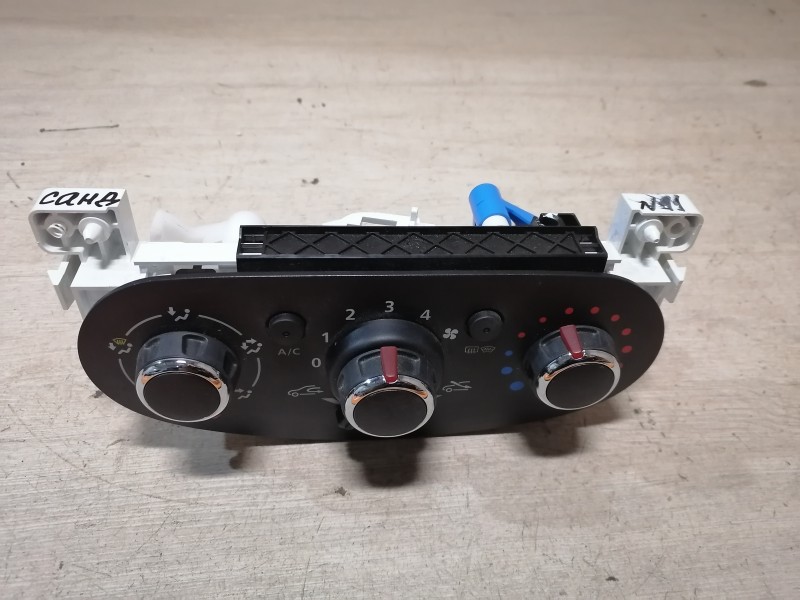 Sandero №11 блок управления кондиционером деф