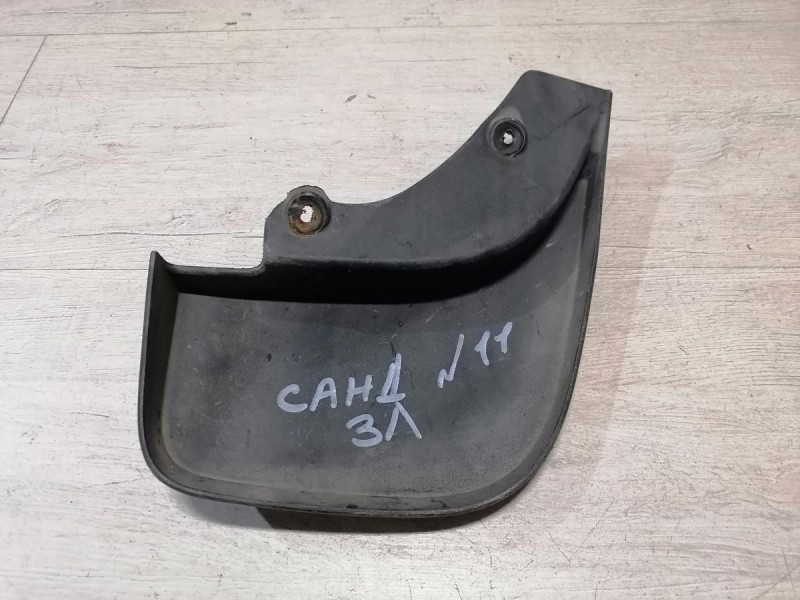 Sandero №11 брызговик задний левый степв