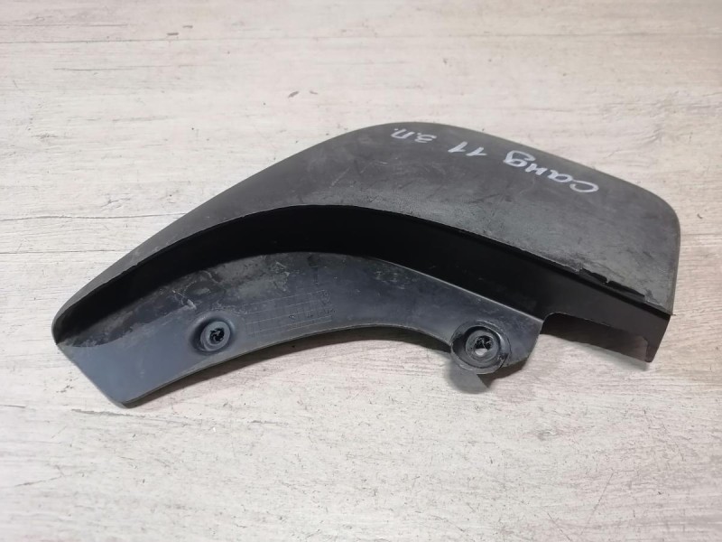 Sandero №11 брызговик задний правый степв