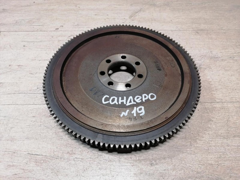 Sandero 2 маховик двигателя 8 кл МКПП