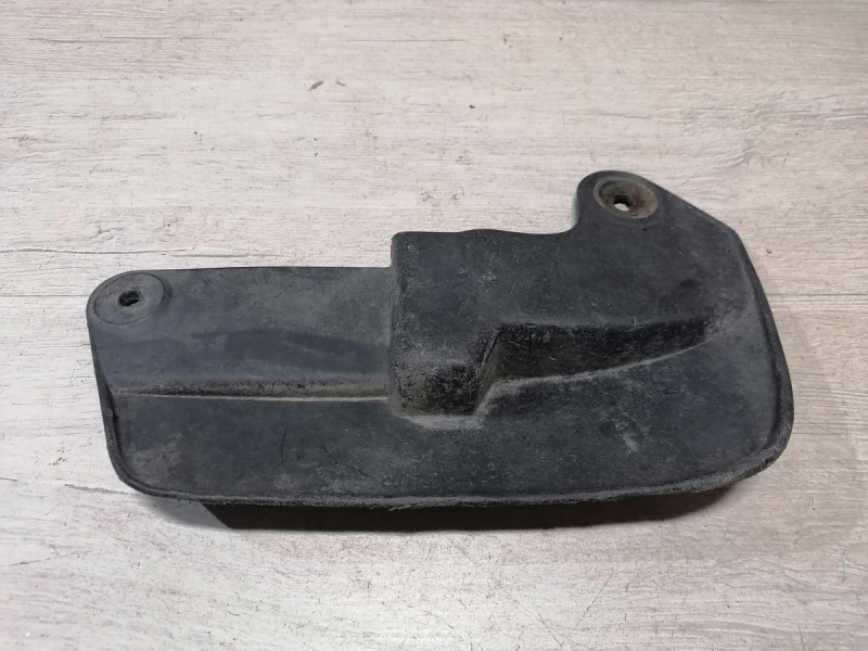 Sandero №2 брызговик передний левый