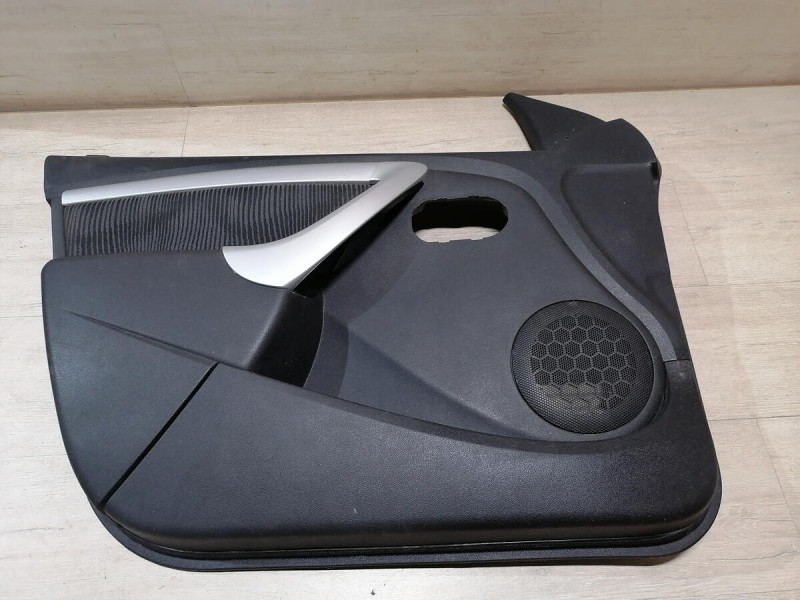 Sandero 1 обшивка двери передняя левая эл