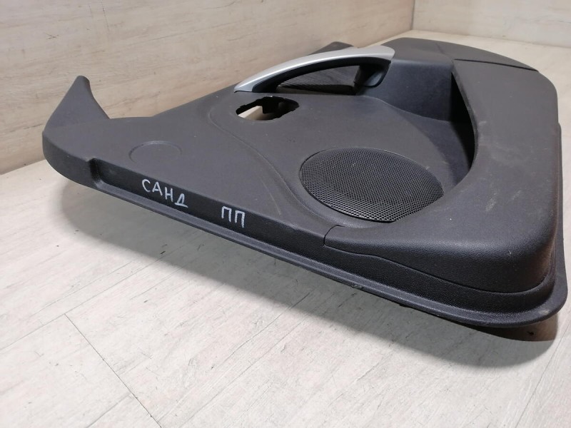 Sandero 1 обшивка двери передняя правая эл