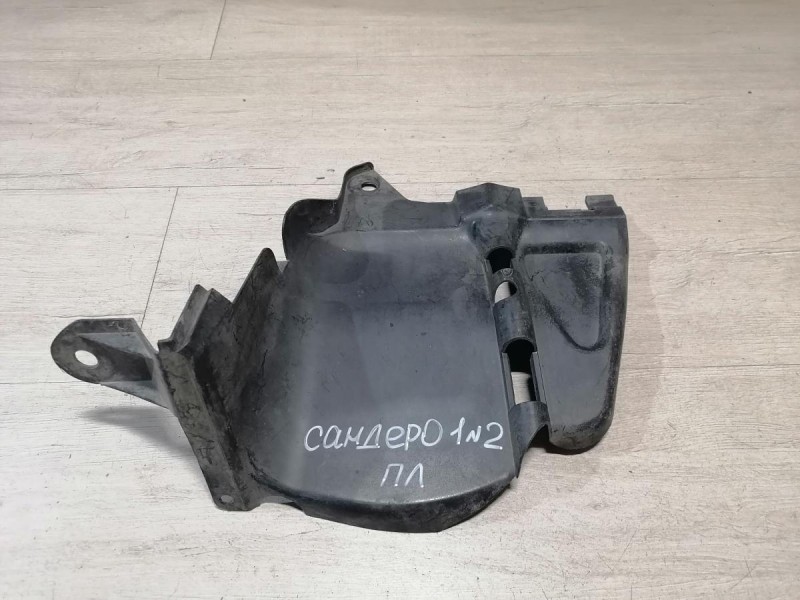Sandero №2 пыльник двигателя левый
