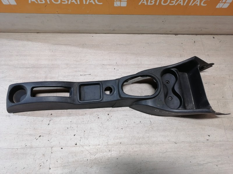 Almera G15 №9 консоль центральная в сборе деф