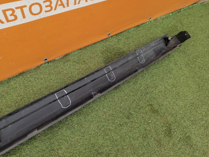 Almera G15 №9 накладка порога левая деф