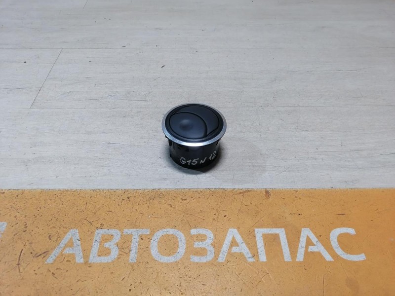 Almera G15 дефлектор торпедо хром