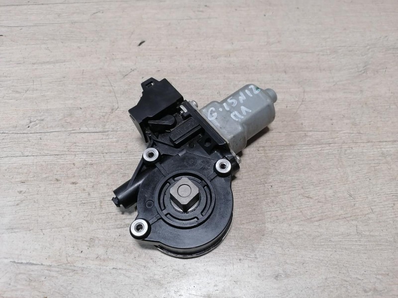 Almera G15 моторчик стеклоподъемника левый