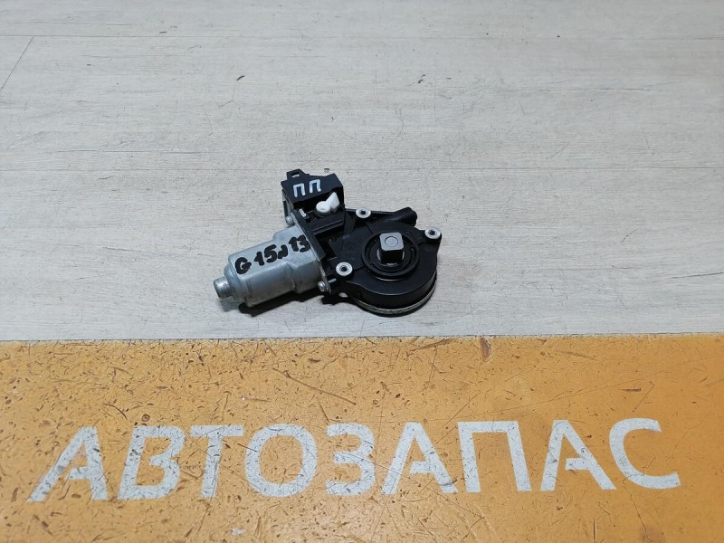 Almera G15 моторчик стеклоподъемника правый