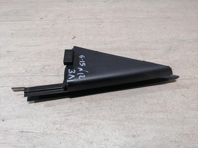 Almera G15 накладка двери уголок задняя левая