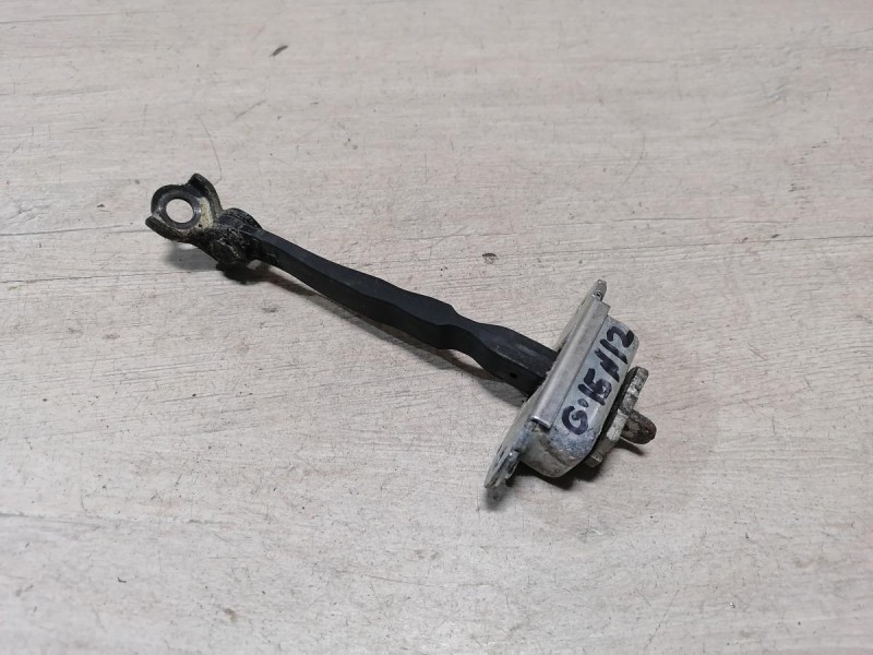 Almera G15 ограничитель двери передний