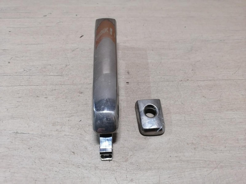 Almera G15 ручка двери наружная передняя