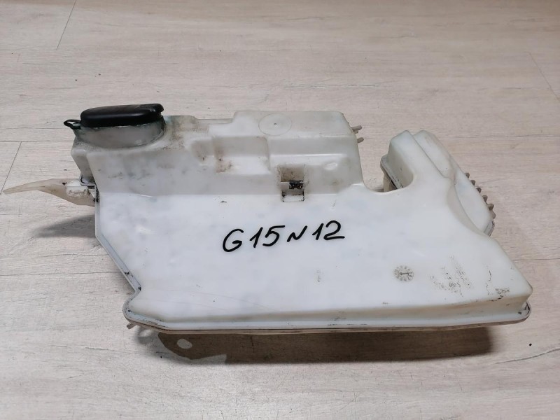 Almera G15 бачок омывателя