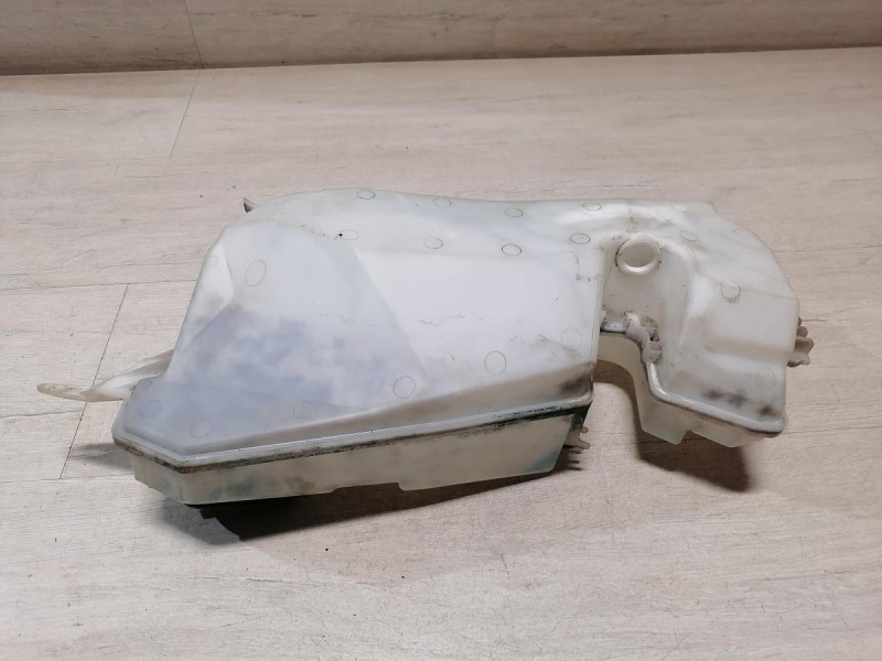 Almera G15 бачок омывателя