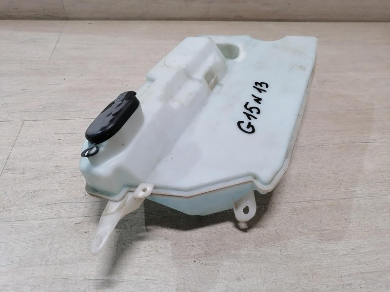 Almera G15 бачок омывателя