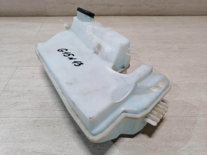 Almera G15 бачок омывателя