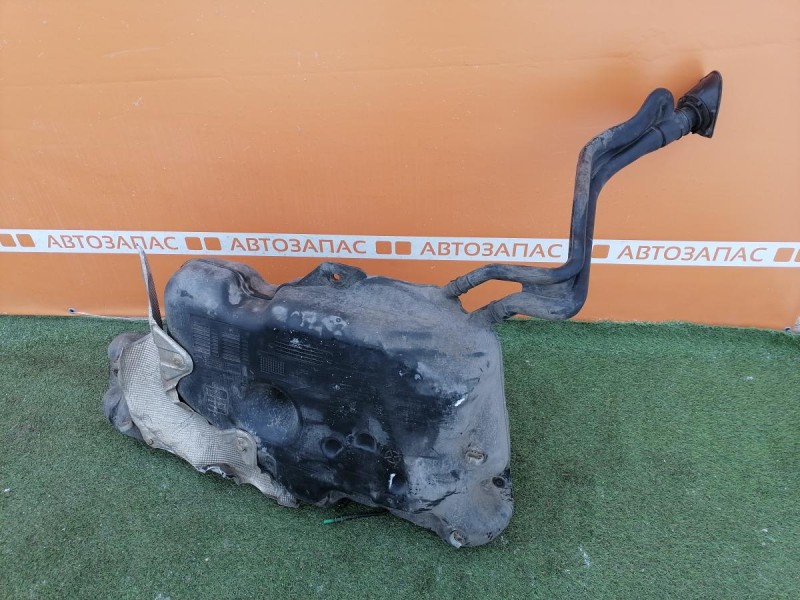 Almera G15 №12 бензобак