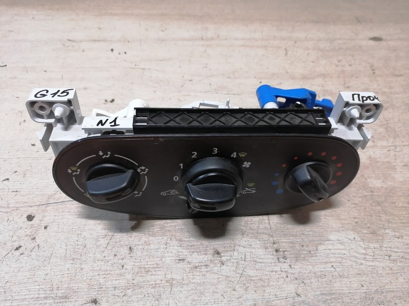 Almera G15 №1 блок управления печкой