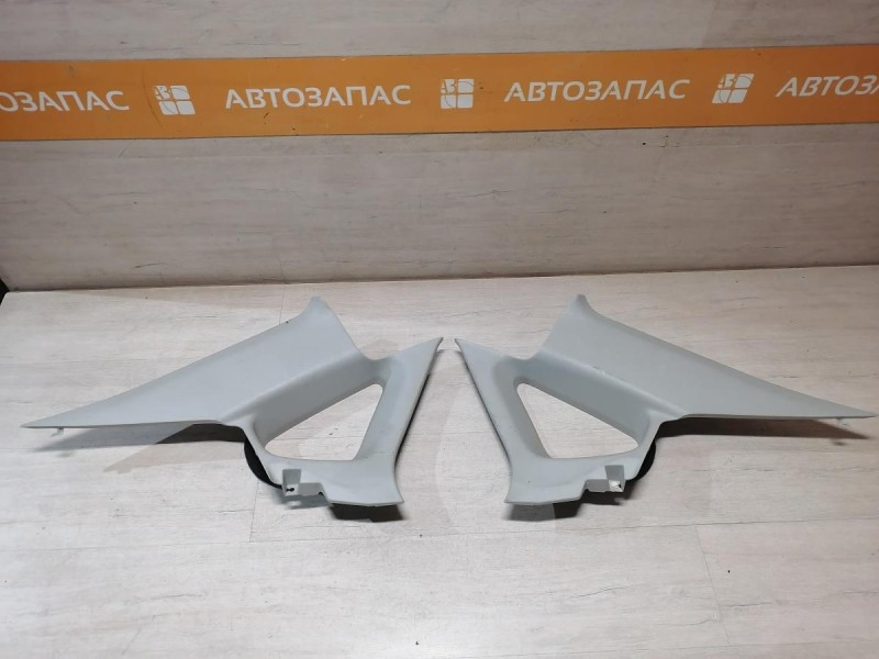 Almera G15 обшивка задней стойки верхняя левая