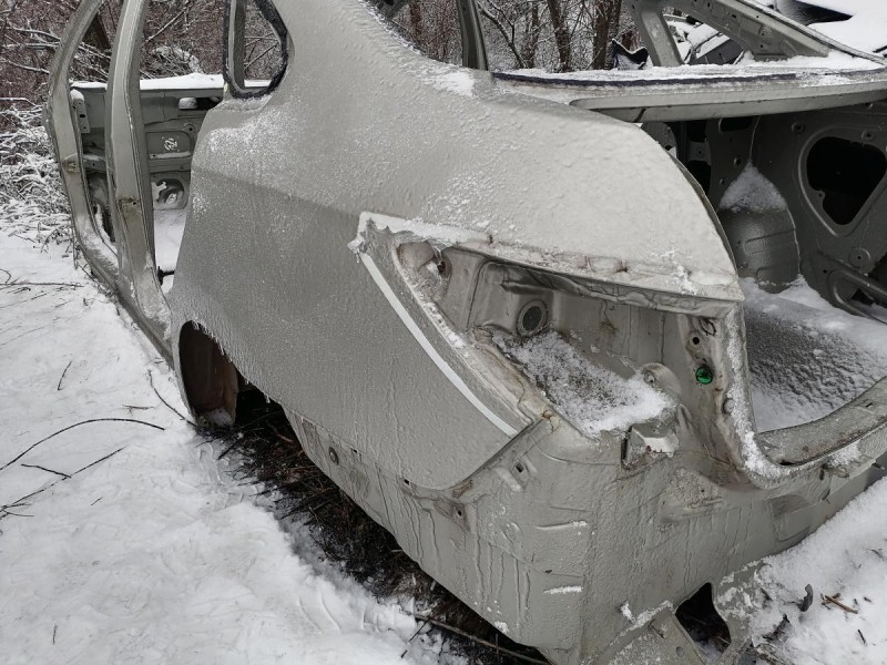 Almera G15 №12 крыло заднее левое деф