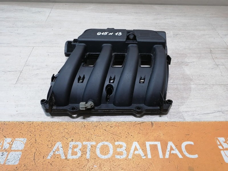 Almera G15 коллектор впускной 16кл K4M