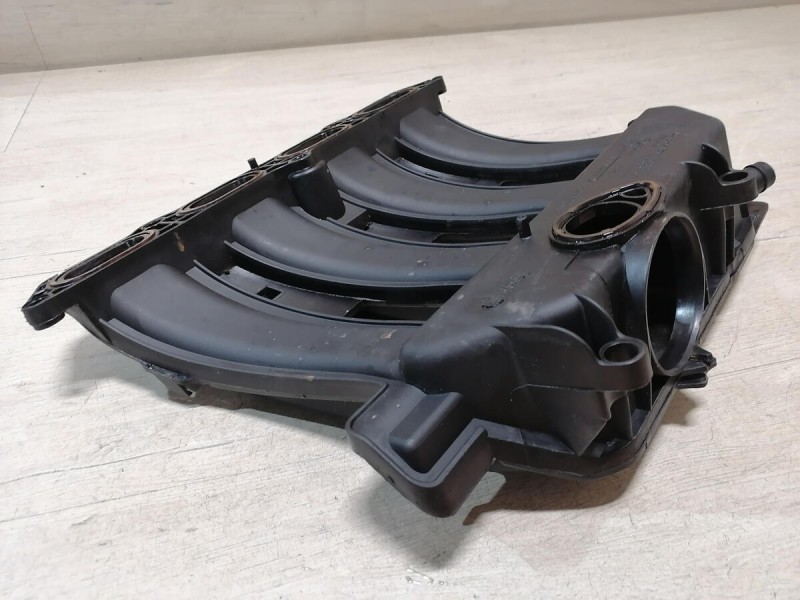 Almera G15 коллектор впускной 16кл K4M