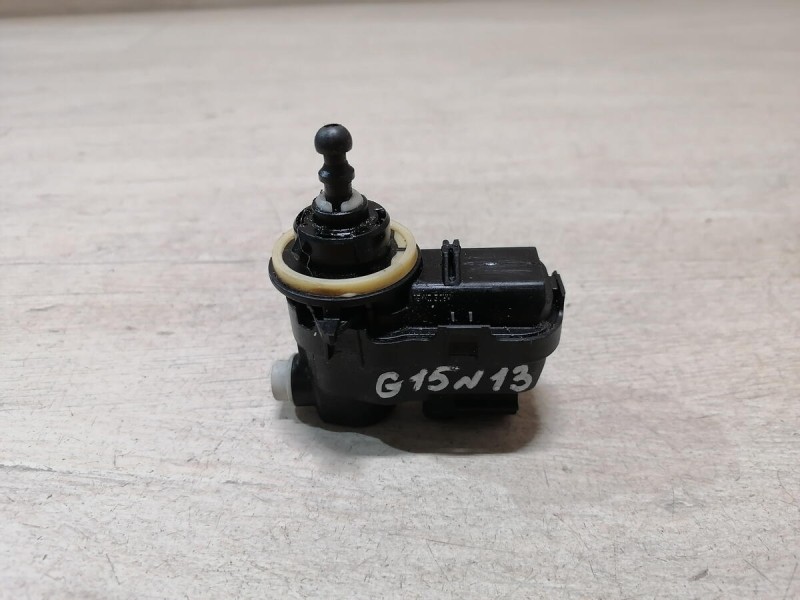 Almera G15 корректор фар