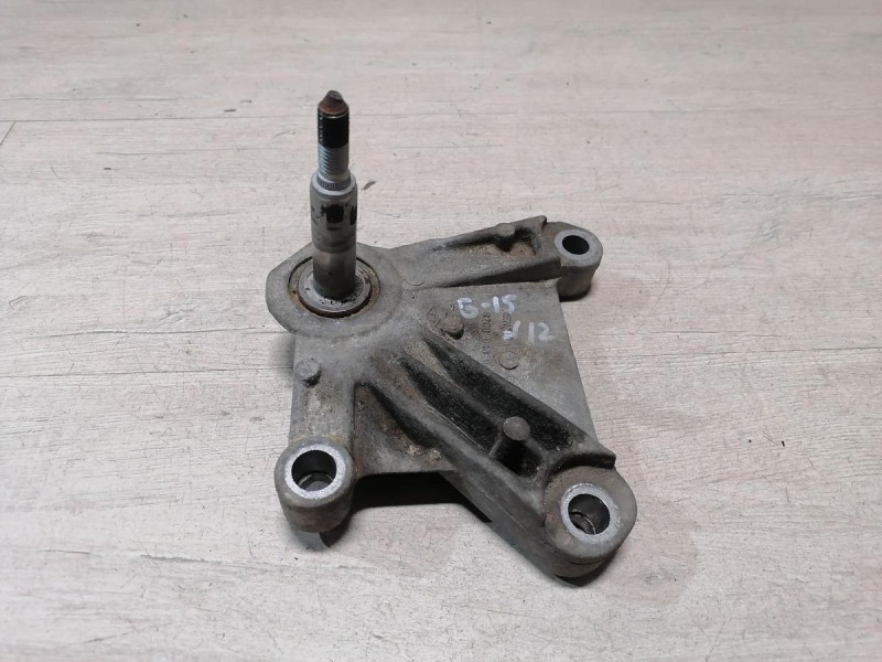 Almera G15 кронштейн верхней подушки коробки акпп