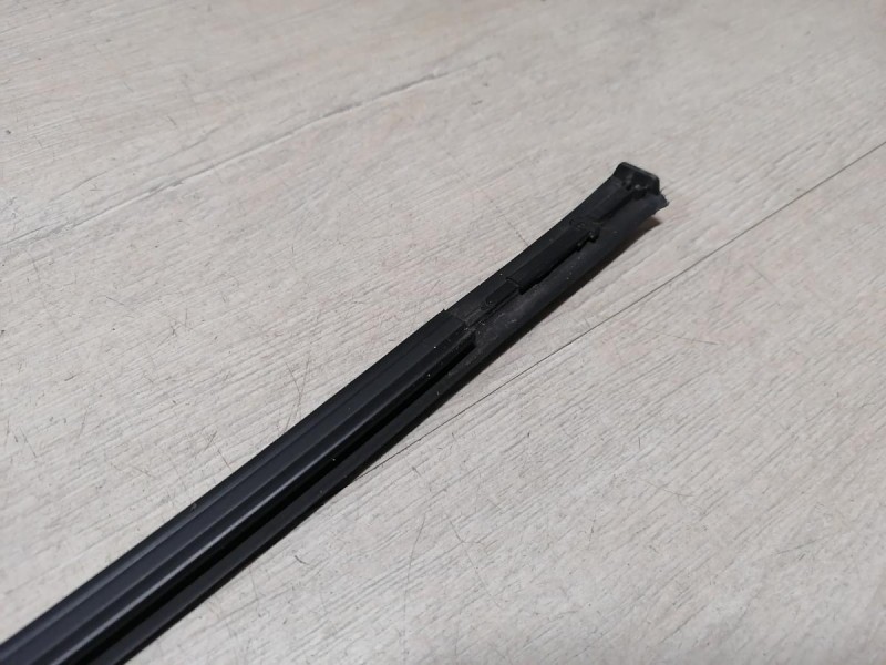 Almera G15 молдинг крыши правый