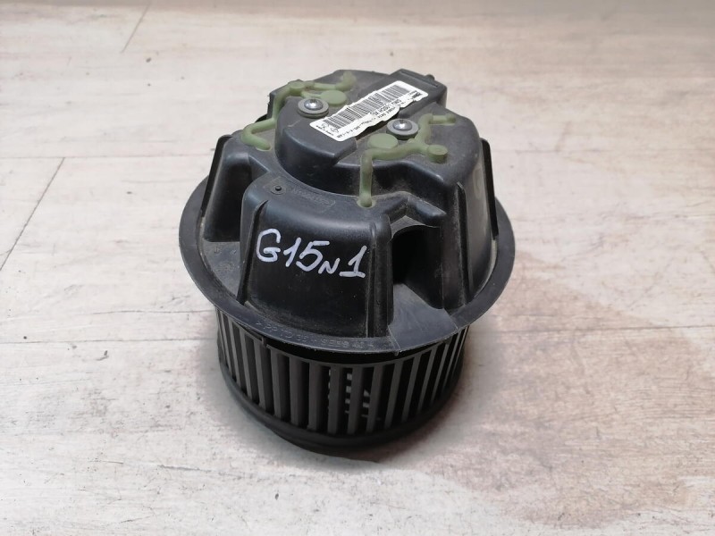 Almera G15 моторчик печки