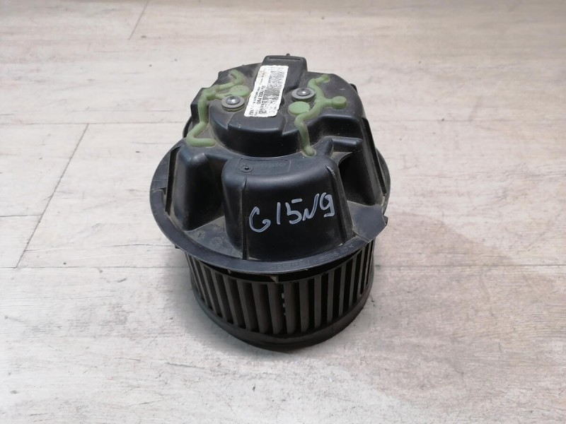 Almera G15 моторчик печки