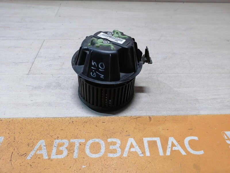 Almera G15 моторчик печки