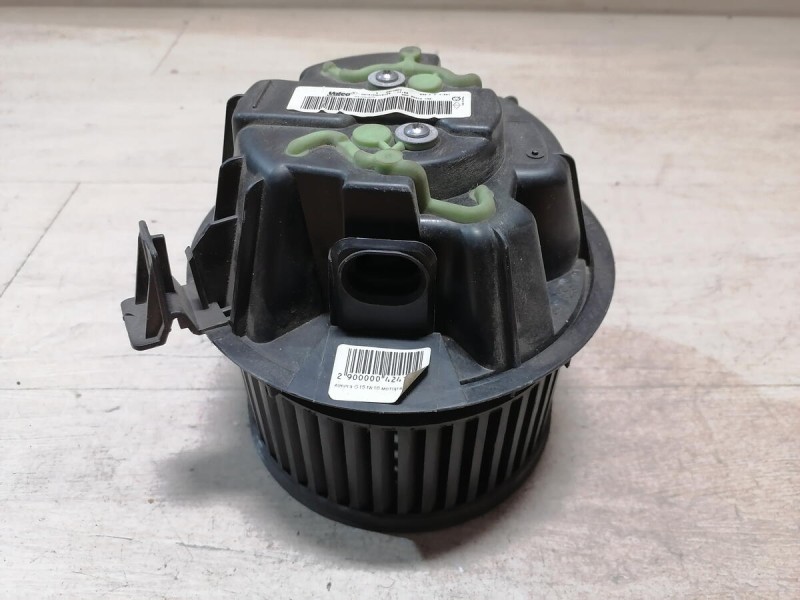 Almera G15 моторчик печки