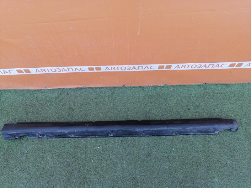 Almera G15 накладка порога наружная правая деф