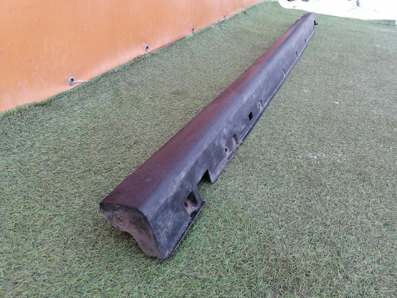 Almera G15 накладка порога наружная правая деф