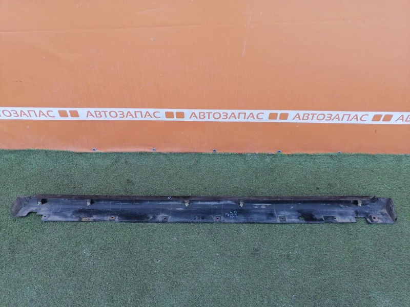 Almera G15 накладка порога наружная правая деф