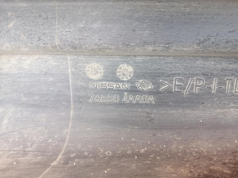 Almera G15 накладка порога наружная правая деф