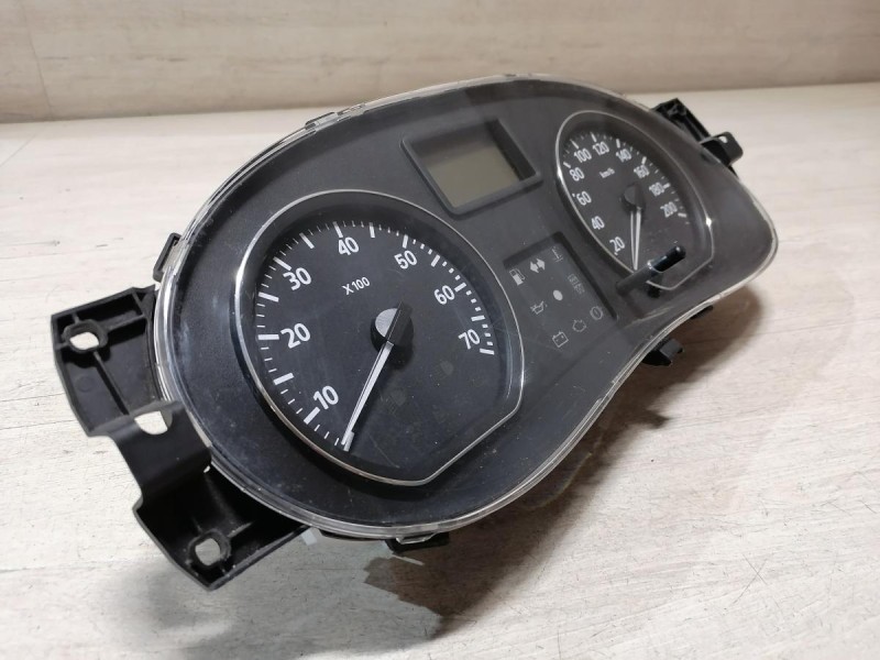 Almera G15 панель приборов щиток