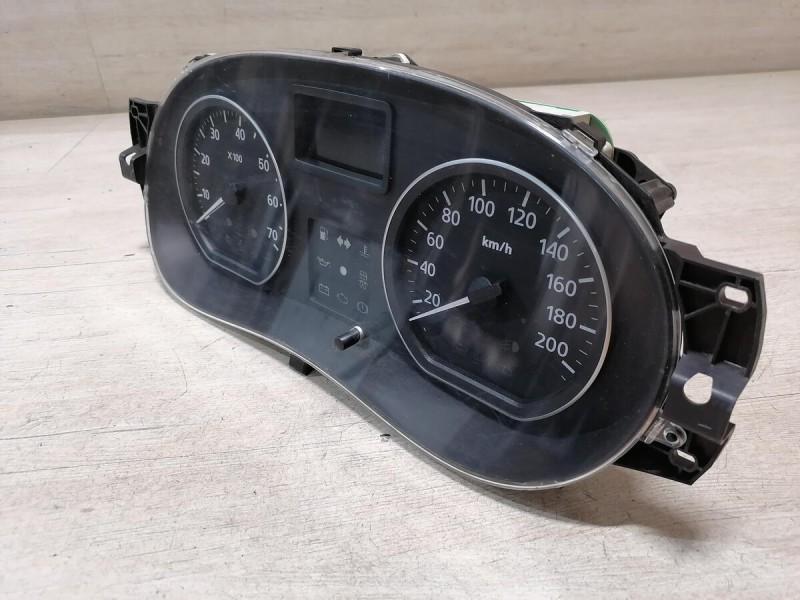 Almera G15 панель приборов щиток