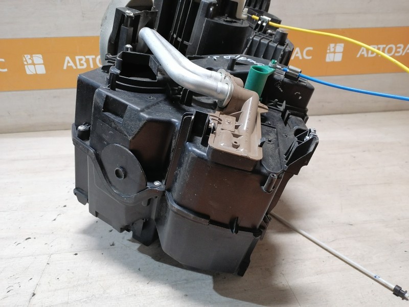 Almera G15 печка корпус без кондиционера