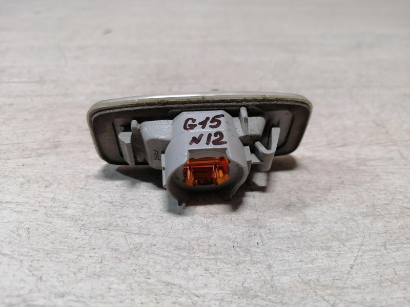 Almera G15 повторитель поворота в крыло