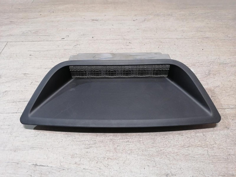 Almera G15 повторитель стоп сигнала