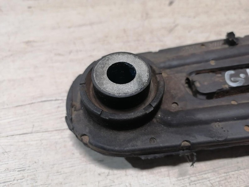 Almera G15 подушка коробки нижняя