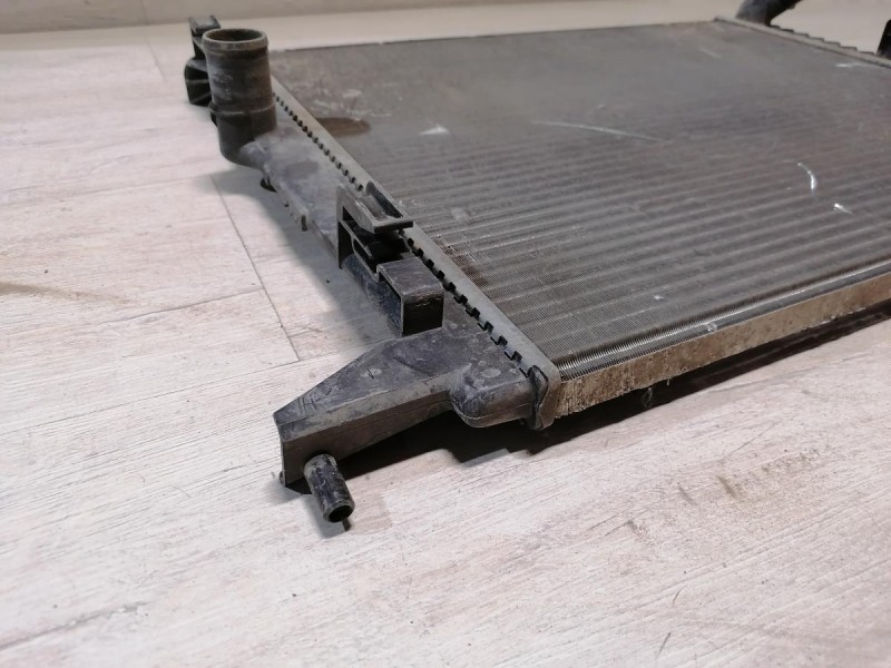 Almera G15 радиатор охлаждения двигателя б/конд