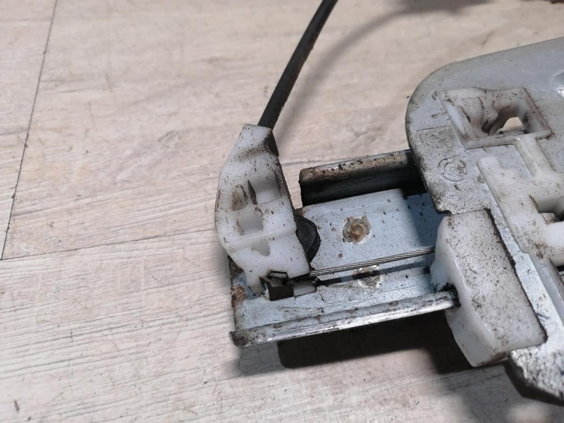 Almera G15 стеклоподъемник задний левый мех.