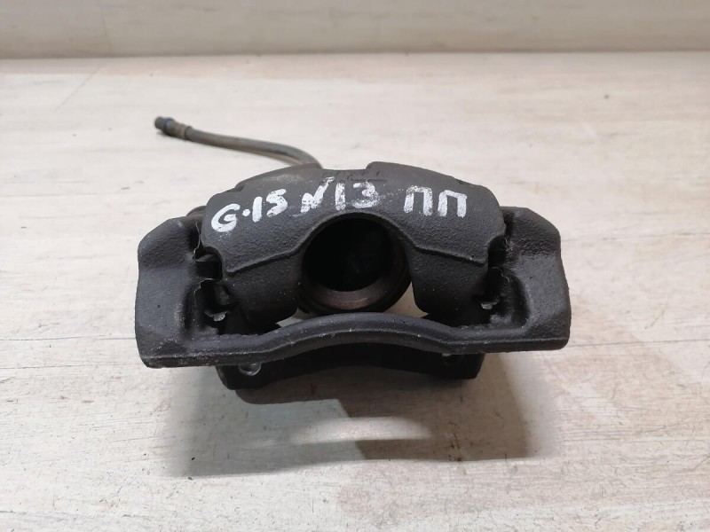 Almera G15 суппорт правый