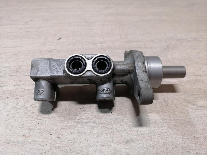 Almera G15 цилиндр тормозной главный